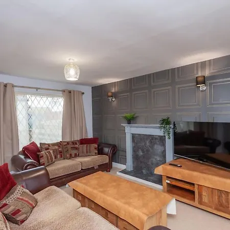 Leed Centre - Armley Wortley *