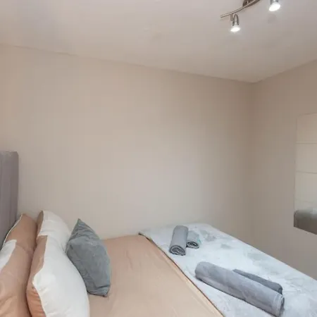 Будинок відпочинку Leed Centre - Armley Wortley *